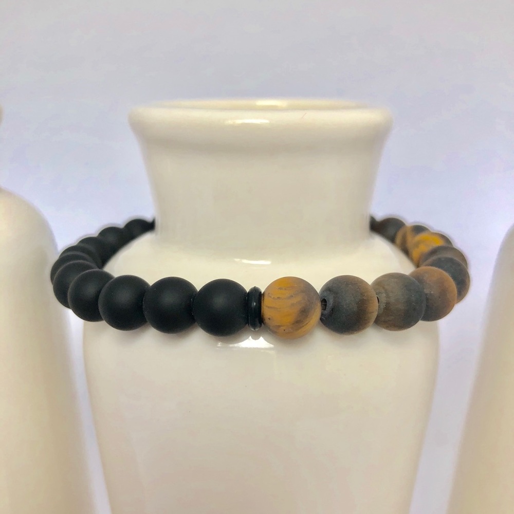 MENS | Tiger Eye & Onyx Gemstone Beaded Bracelet-5